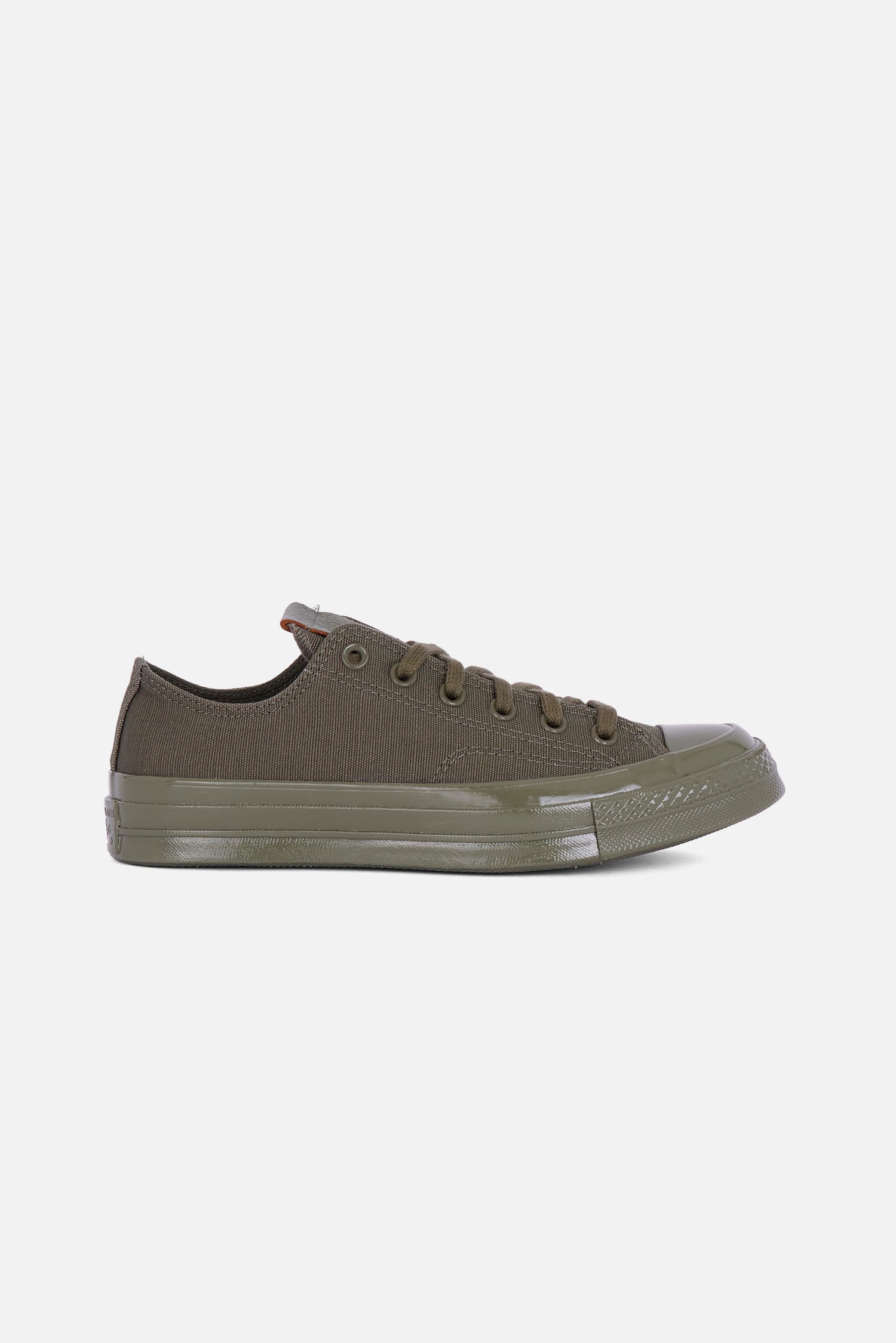 Chuck 70 OX