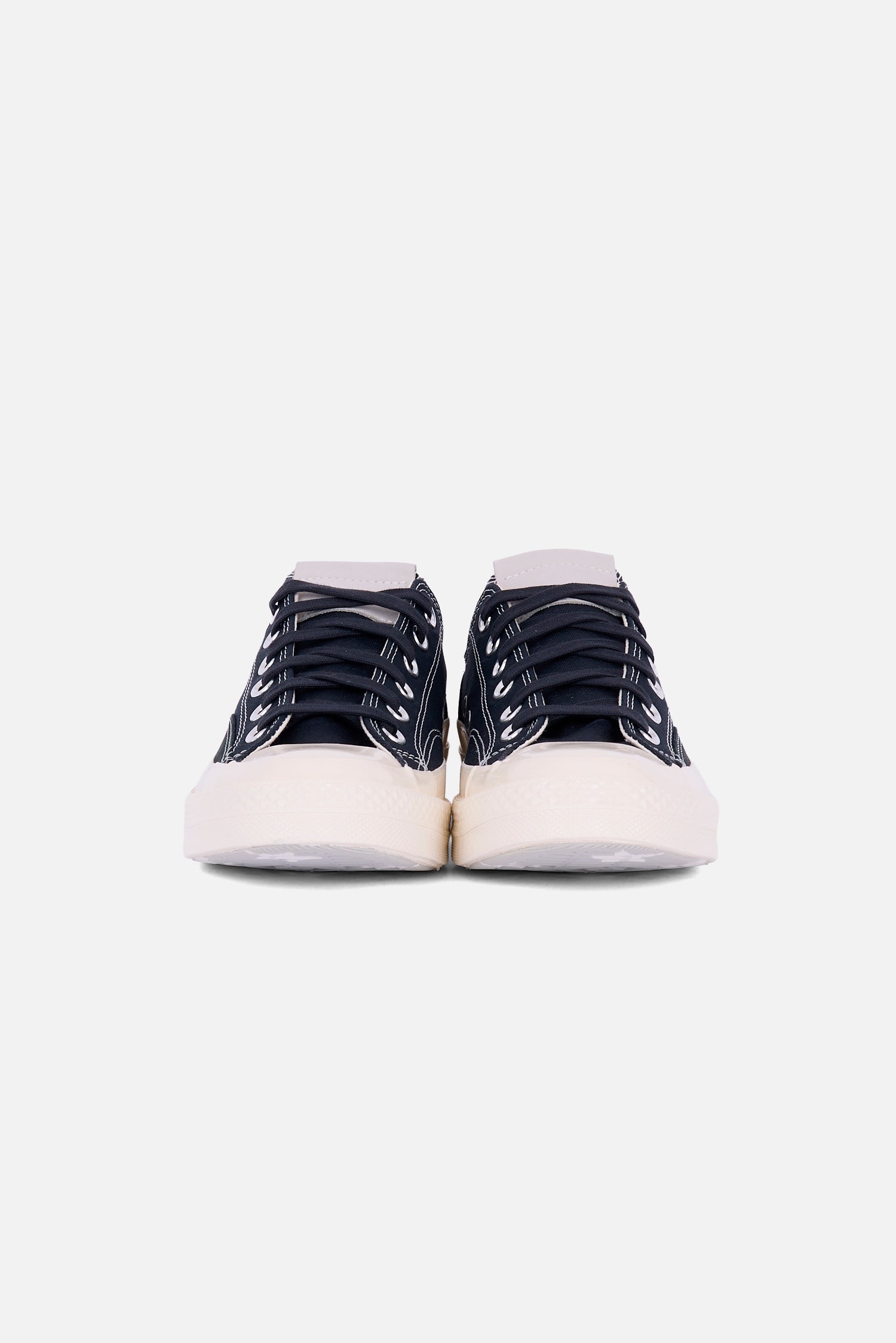Chuck 70 OX